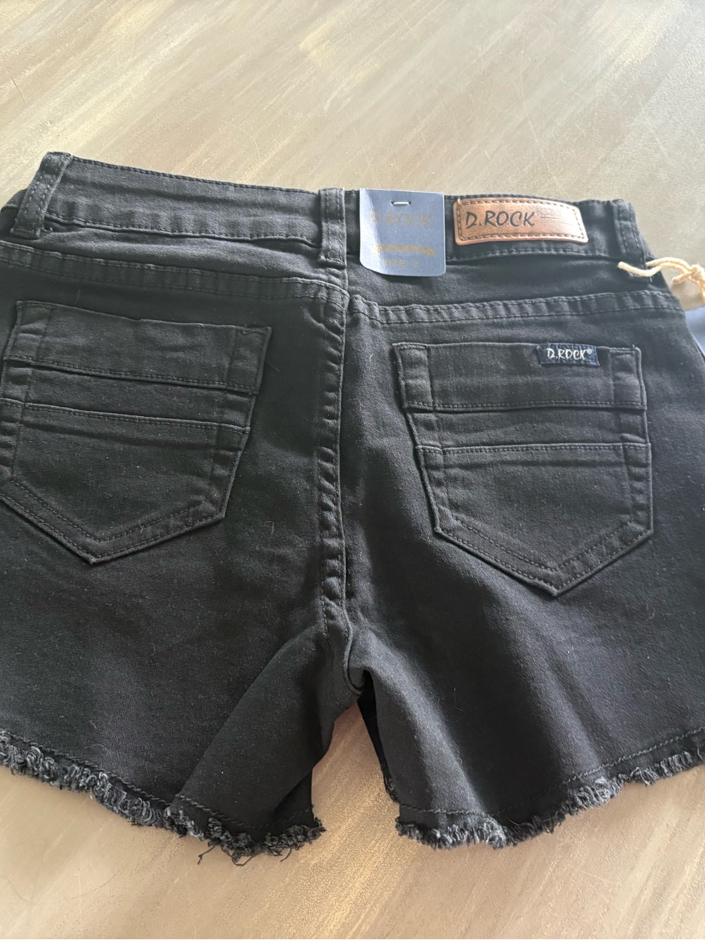 D Rock size 3 Juniors NWT